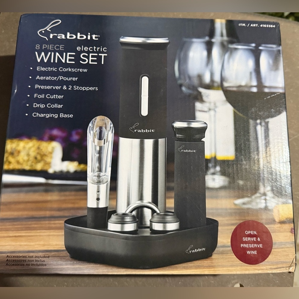 🍇 Rabbit 8-Piece Electric Wine Set (NEW, Unopened)